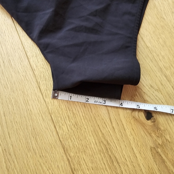 ADIDAS BLACK ATHLETIC SHORTS - XS - Picture 8 of 12